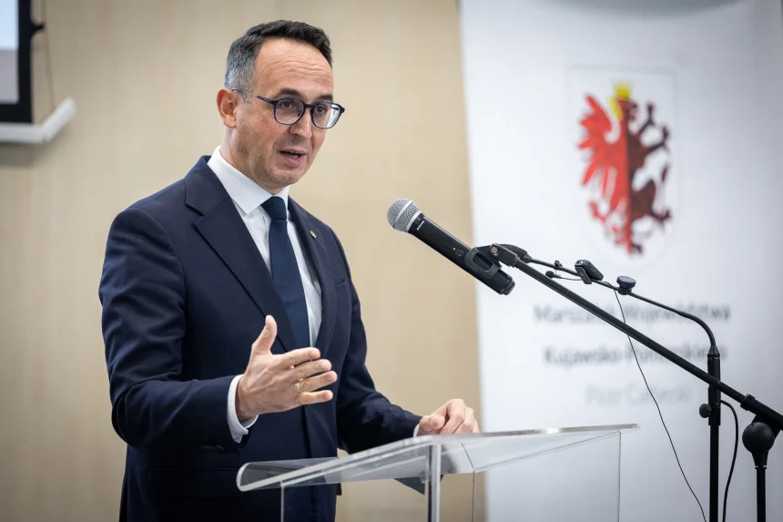 537554872_1211348797696047_5049139770654415533_n Fact Checking: Pociągi do Trójmiasta pojadą o 20 minut szybciej. Niemożliwe, bo po tej trasie w ogóle nie jeżdżą