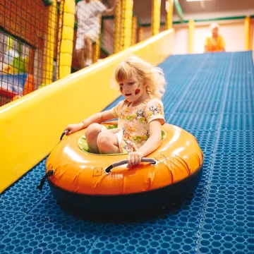 39 (1) Nowa sala zabaw Fikołki w Galerii Pomorskiej w Bydgoszczy! Skorzystaj z 50% rabatu