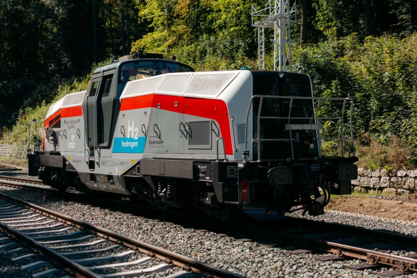 Unia z KPO wesprze  budowę lokomotyw wodorowych w PESA