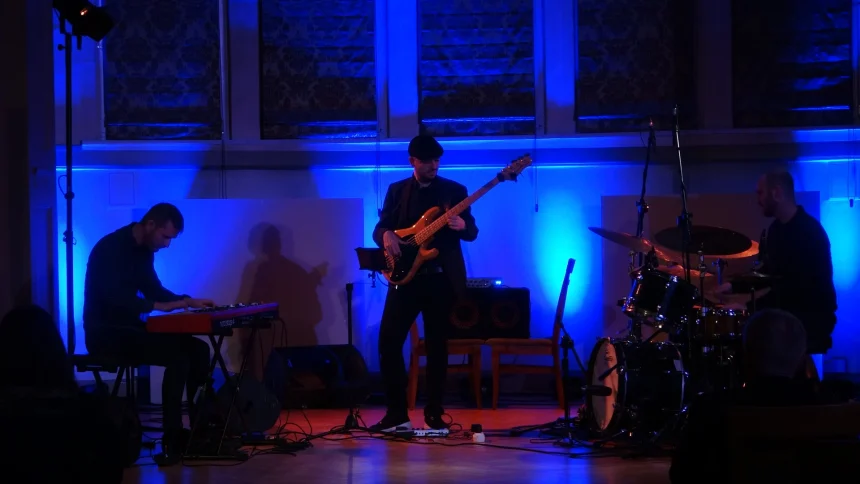 DSC02694 Energicznym koncertem uczono radosno-tragiczny 1956 rok