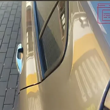 Pieszy symbolicznie ukarany, bo próbował zablokować wyjazd pojazdowi