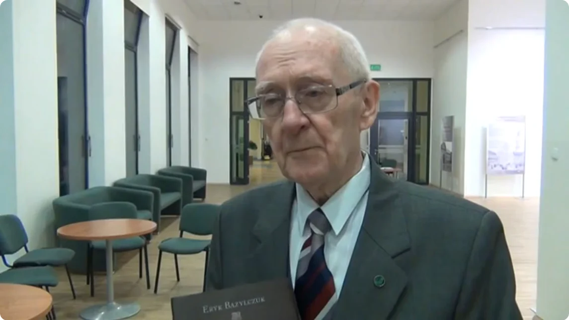 Screenshot 2025-10-23 at 10-32-48 (42) Eryk Bazylczuk o swoich wspomnieniach z Budapesztu – YouTube