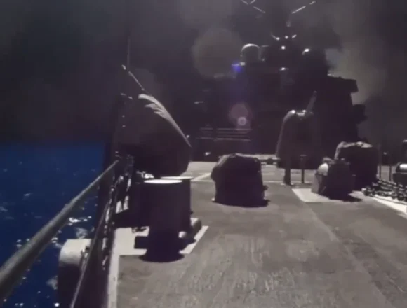 Screenshot 2025-10-31 at 22-31-33 (75) Przegląd zagraniczny Ukraina bliżej potężnej broni - YouTube Przegląd zagraniczny: Ukraina bliżej potężnej broni