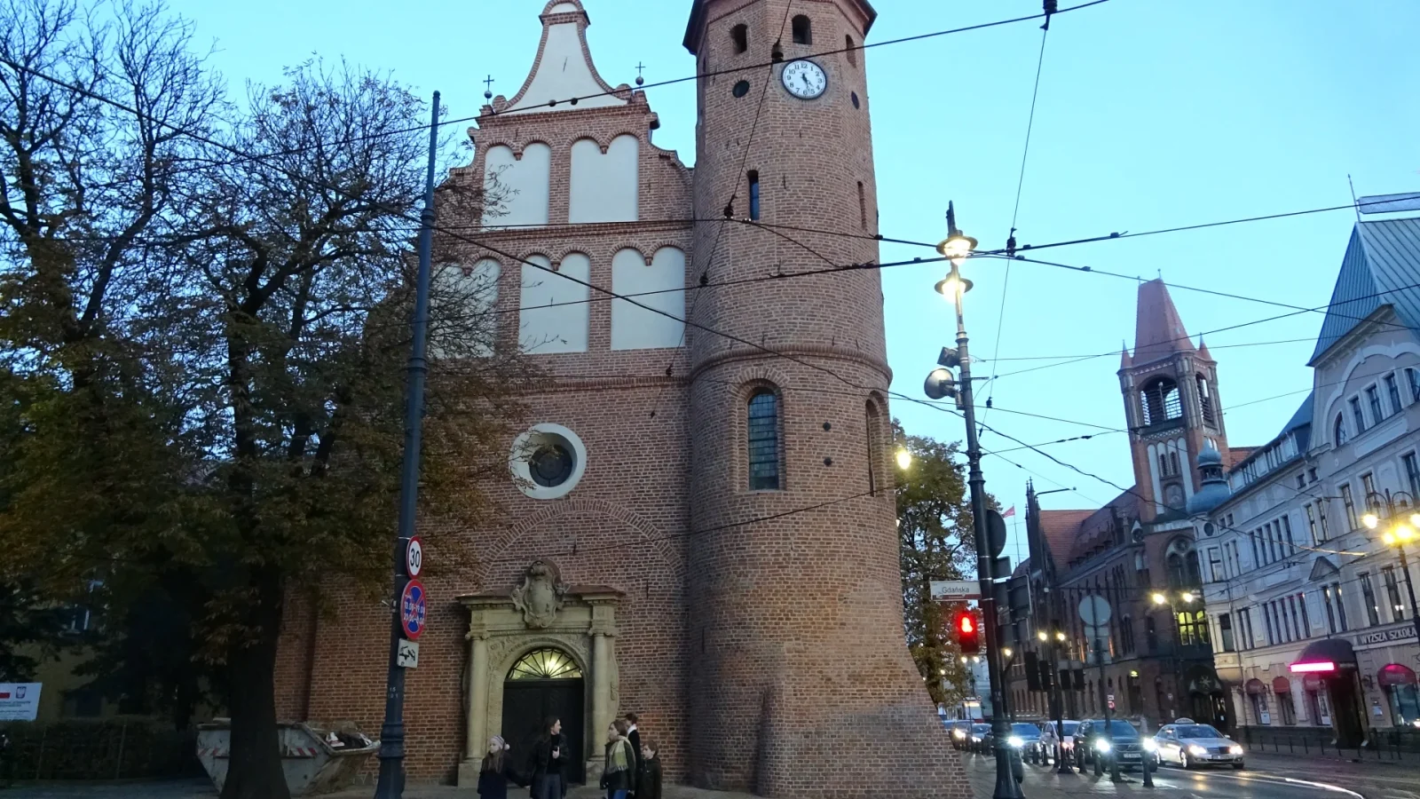 Metropolia Bydgoska rynkiem pracy bije toruńską na głowę