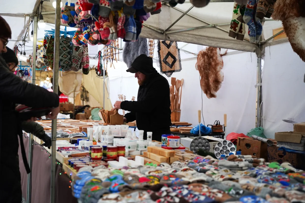 Ten weekend już w świątecznym klimacie w Inowrocławiu 595581089_1169118305371294_6783055297043163755_n