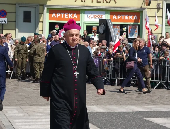 DSC08980 Biskup zabrał głos w sprawie dzwonów. Nie lekceważy norm hałasu