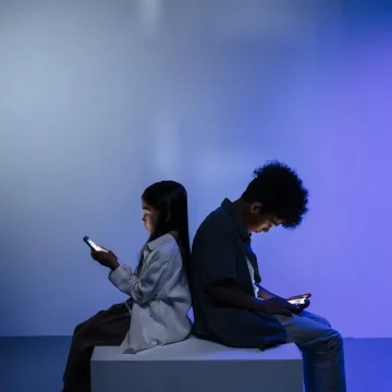 W jaki sposób Revenu może pomóc osobom uzależnionym od telefonu?