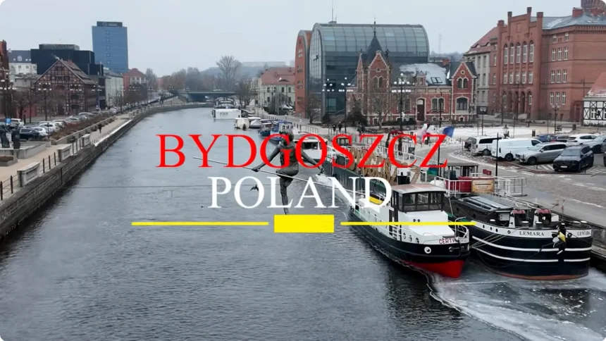 Brytyjskim YouTuberom podobają się czerwone cegły w bydgoskiej architekturze