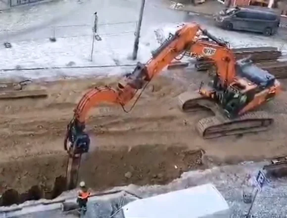 Kolejni mieszkańcy obawiają się o swoją kamienicę z powodu prac wodociągowych