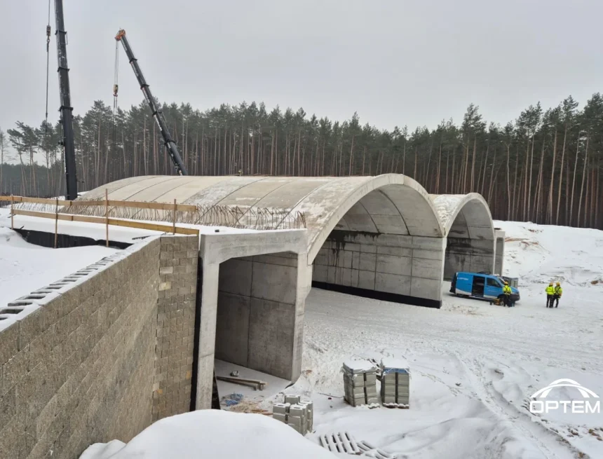 644269622_1505681678226336_1726878366521592209_n W tym roku droga S10 powinna być gotowa. Praktycznie jest to jednak nierealne