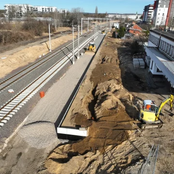 655632512_1391907736314528_8001950994336987099_n Do Chełmży tylko przez Toruń lub z przesiadką na autobus. Inwestycja w Fordonie powoli dobiega końca