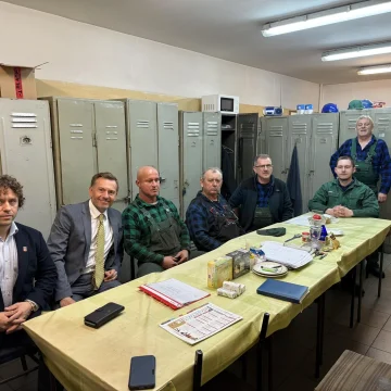 W spółce Skarbu Państwa pracują za darmo. Żeby się utrzymać muszą pożyczać