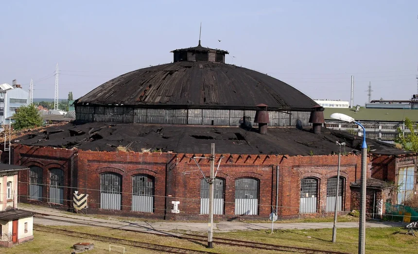 Bydgoski_okrąglak Parowozowania na odbudowę musi dalej poczekać. Miasto chce ją teraz w Myślęcinku