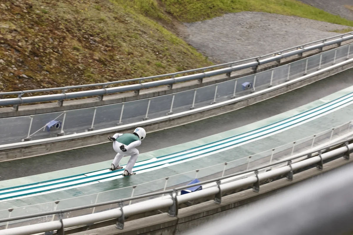 ski-jump-artificial-track-winter-sport-norwegia-2026-01-07-06-41-54-utc