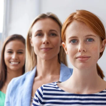 the-corporate-world-cropped-shot-of-corporate-bus-2026-01-09-10-02-39-utc Kobiety zarabiają w kujawsko-pomorskim przeciętnie 600 zł mniej