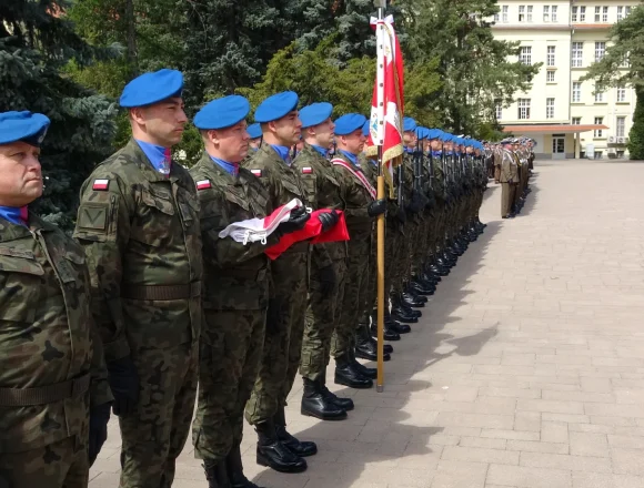 Bydgoski garnizon uczcił Święto Flagi Państwowej i Konstytucji 3 Maja
