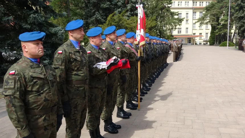 Bydgoski garnizon uczcił Święto Flagi Państwowej i Konstytucji 3 Maja