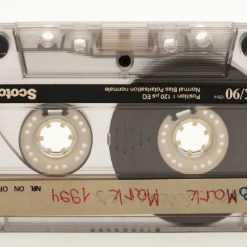 bru-no-cassette-4047070 Nagrany polityk PiS o koalicji w powiecie: Ch.. to wielki jest!