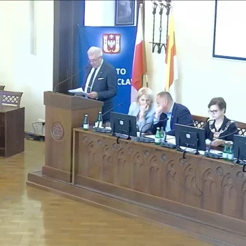 IMG_20260527_125521 Radni wygaszają mandat Marcinkowskiemu. Mikołajczak sam zrezygnował z mandatu