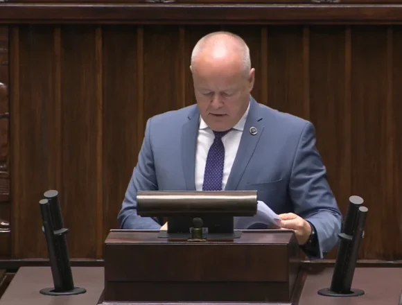 Screenshot 2026-05-28 at 21-54-40 Wiceminister nie wierzył posłowi że uczelnie są skonfliktowane z marszałkiem - YouTube Wiceminister nie wierzył posłowi, że uczelnie są skonfliktowane z marszałkiem. Pokazywać może to niezorientowanie resortu w terenie