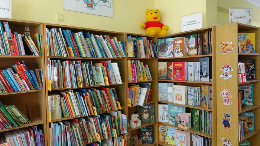 DSC05464 Mieszkańcy zbierają podpisy w obronie biblioteki. W piątek sprawą zajmie się sejmik