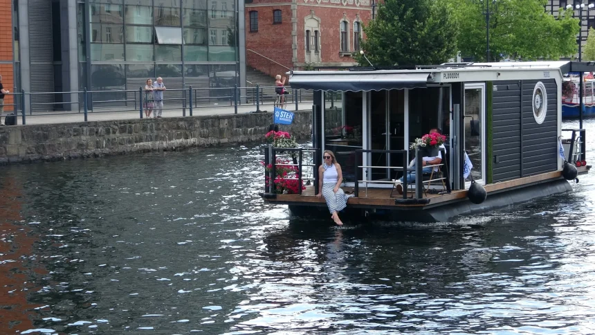 DSC05481 Brdą przepłynęła jak co roku efektowna parada. Trwa Ster na Bydgoszcz