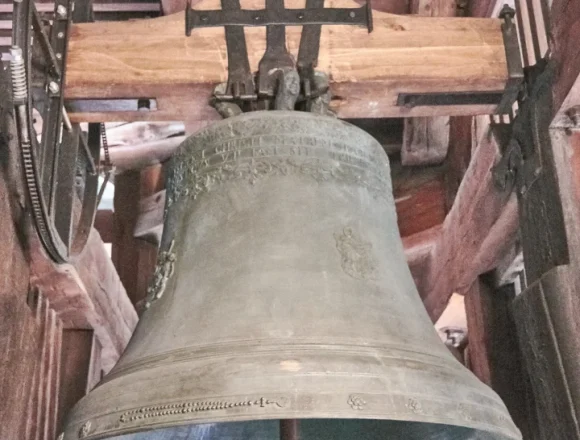 royburi-bell-jar-2666688 Dzwony niechaj chwalą niebo, ale normy ustanowiono dla zdrowia