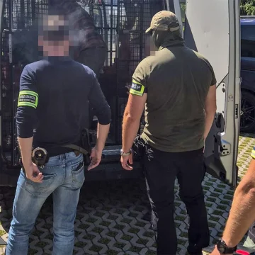 3-481339 W powiecie inowrocławskim zatrudniano obcokrajowców na czarno. Doprowadziło to do większego nalotu