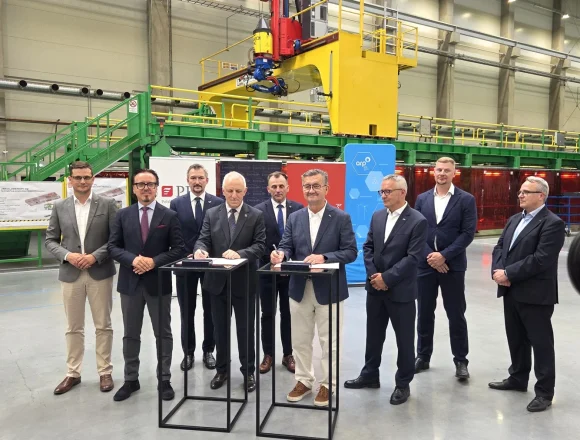 POLREGIO z umową na nowe pojazdy elektryczne_2 Polregio na zakupach w PESA