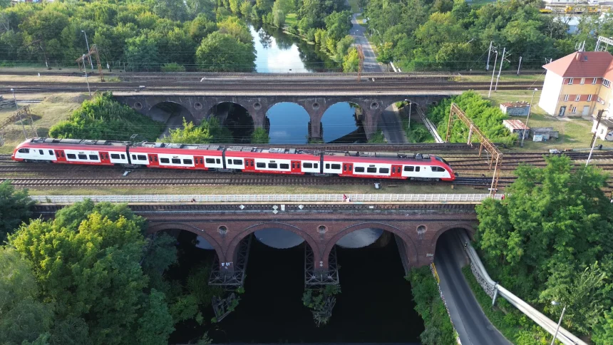 Z Bydgoszczy do Torunia pociągi mają jechać 200 km/h. Na dzisiaj nie mamy jednak do tego taboru