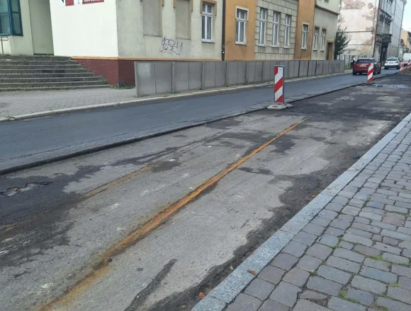 tory poznanska 3 Przy okazji prac na Poznańskiej odnaleziono stare tory tramwajowe
