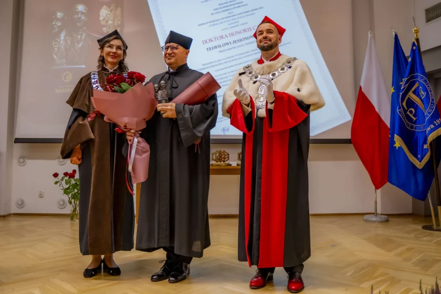 DHC_T_Jesionowskiemu_fot_ryszard_wszolek_34 Rektor Politechniki Poznańskiej, doktorem honoris causa Politechniki Bydgoskiej