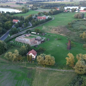 Polska Wenecja położona jest nie na lagunie, ale między jeziorami