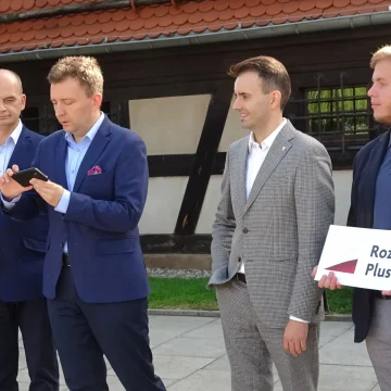 Bydgoskcy radni PiS przechodzą do Morawieckiego. Krytykują rządowe plany szybciej kolei