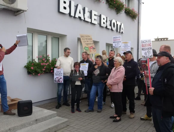 DSC06732 Mieszkańcy północnej części Białych Błot protestowali. Chcą mieć wpływ na projektowanie obwodnicy